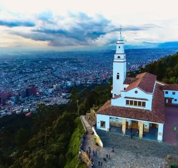 Monserrate, Candelaria, and Bogotá City Tour (5)_risultato